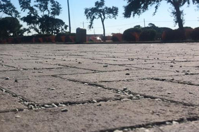 2015-Pullmann-Services-Images-Com-Driveway